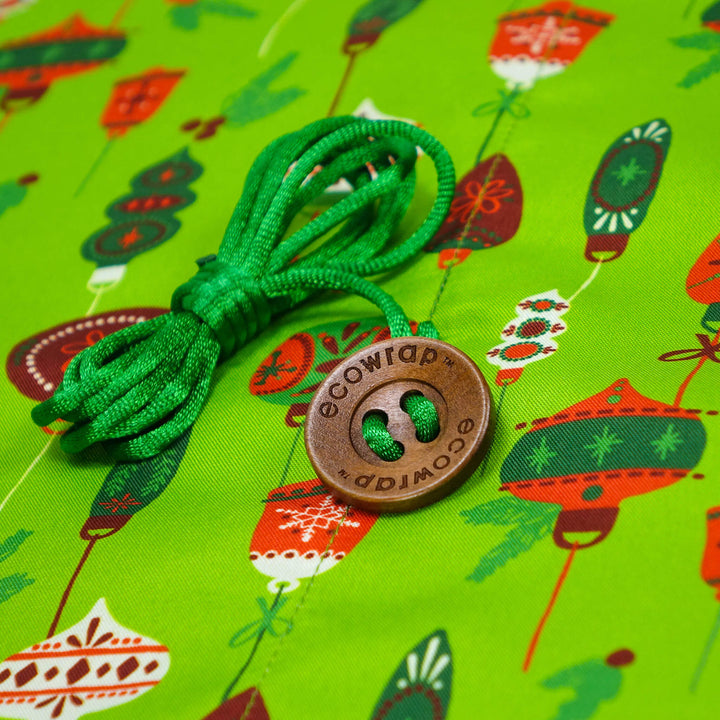 Green Christmas Balls - Fabric Gift Wrap